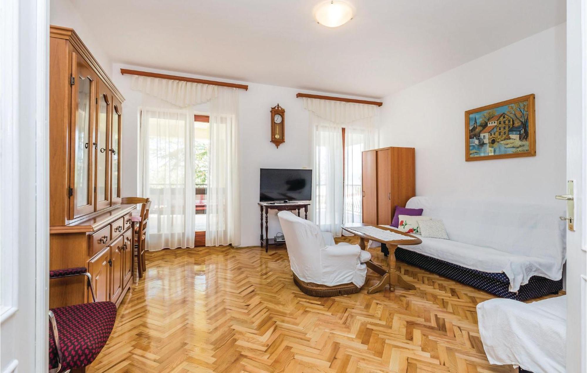 סנג' 2 Bedroom Stunning Apartment In Senj מראה חיצוני תמונה